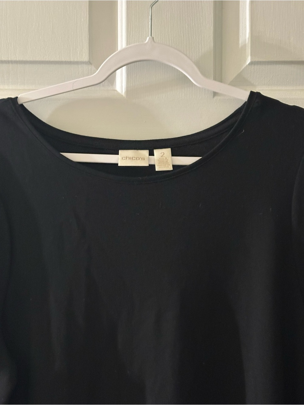 Chico's Black Long-Sleeve Scoop Neck Tee